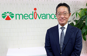 代表取締役社長　河野 康志